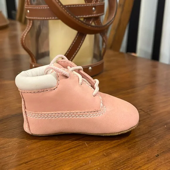 Timberland Infant Crib Booties Boots + Hat gift set pink Baby Shoes Girls Sizes - Picture 6 of 14